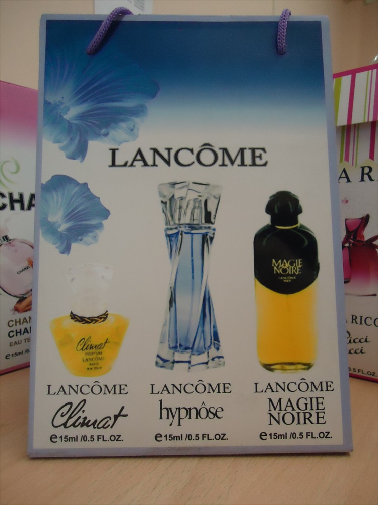 Ланком москва. Гипноз ланком подарочный набор. Ланком набор женский. Lancome подарок при любой. Ланком подарки при покупке.