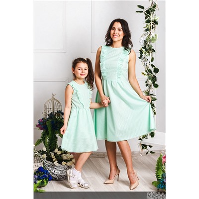 Комплект платьев для мамы и дочки family look "Ромашки" М-2033