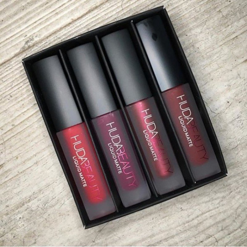 Помада huda beauty. Hydra Beauty набор помад. Huda Beauty Lipstick Lipgloss. Hudabeauty помада матовая. Набор помад худа Бьюти.